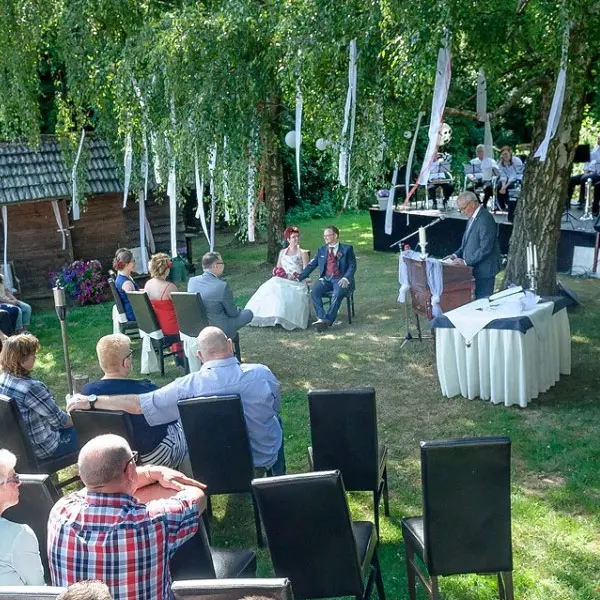 Een zelfstandige trouwambtenaar in Limburg
