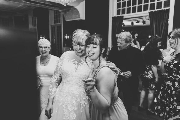 1464-703494605.nl_photobooth_trouwen_5